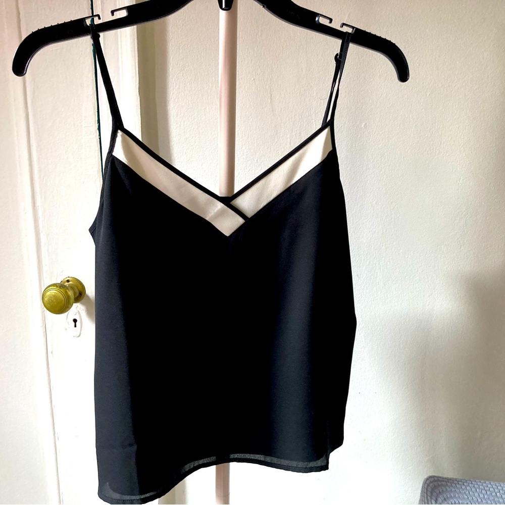 NWT - black and white sleeveless cami , adjustable straps